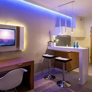 https://rest-apartments.hotelswroclaw.com