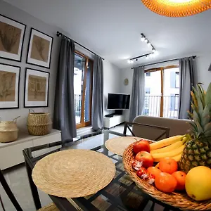 Browar Lubicz | Balcony | Elevator | Free Garage Apartmán